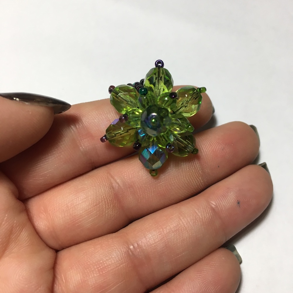 Beaded Flower Ring - Picture 4 of 4